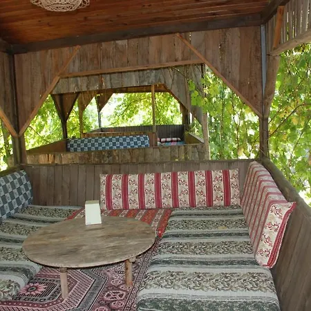 Camlik Guest house *